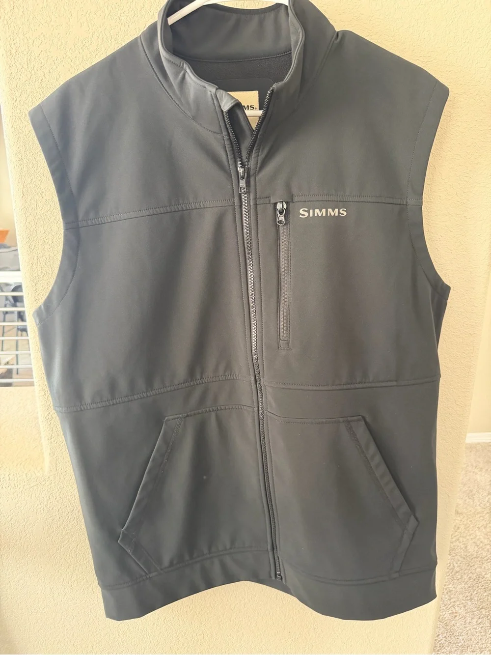Simms Black Men's Softshell Vest with Zip Chest Pocket